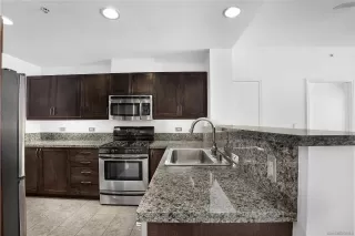 Photo #2: 250026079 Listing