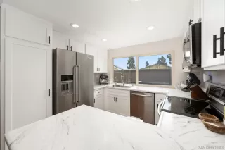 Photo #3: 250026090 Listing