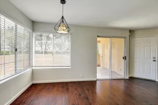 Photo #4: 250026098 Listing