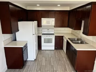 More Details about MLS # 250026122 : 294 CHAMBERS ST UNIT 9