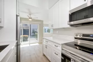 Photo #2: 250026170 Listing