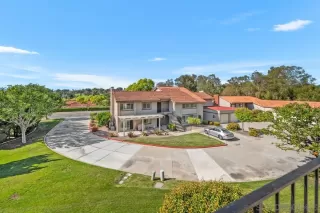 Photo #1: 250026217 Listing 