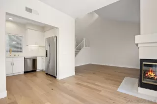 Photo #3: 250026225 Listing 