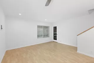 Photo #4: 250026246 Listing