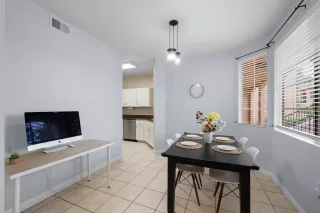 Photo #4: 250026269 Listing