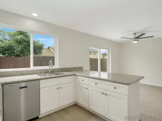 Photo #3: 250026290 Listing