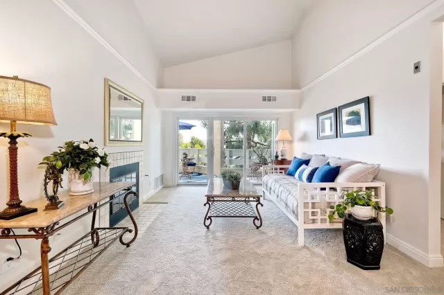 MLS: 250026292 Condo For Sale