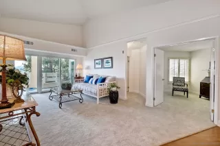 Photo #1: 250026292 Listing 