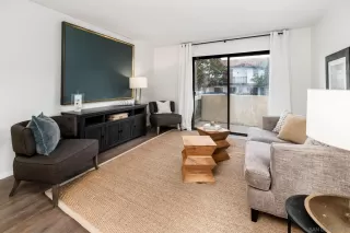 Photo #2: 250026323 Listing 