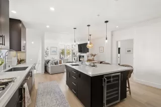 Photo #4: 250026356 Listing 