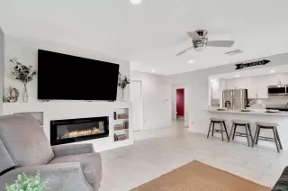 Photo #5: 250026374 Listing