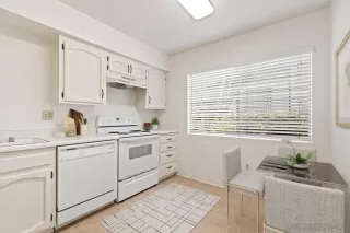 Photo #4: 250026382 Listing