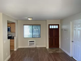 Photo #4: 250026391 Listing