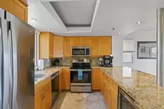 Photo #5: 250026558 Listing