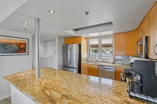 Photo #6: 250026558 Listing