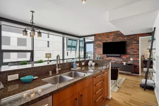 Photo #6: 250026596 Listing 