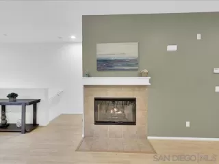 Photo #3: 250026645 Listing 