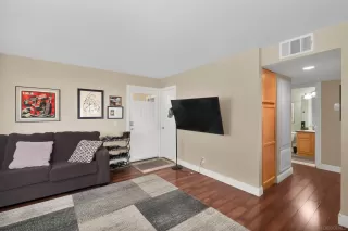 Photo #4: 250026702 Listing