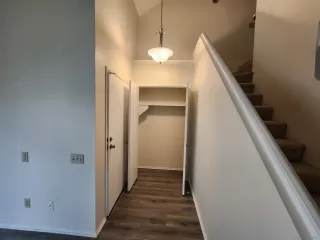 Photo #2: 250026809 Listing