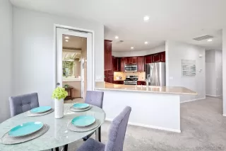 Photo #2: 250026832 Listing