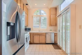 Photo #6: 250026836 Listing 