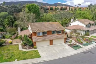 Photo #2: 250026999 Listing