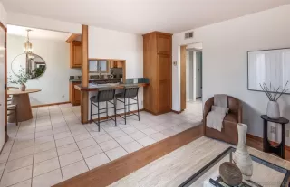 Photo #6: 250027014 Listing