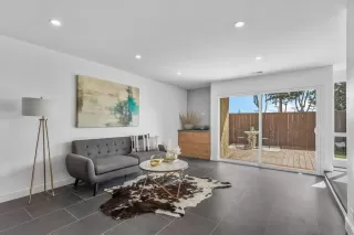 Photo #1: 250027143 Listing