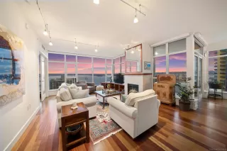 Photo #1: 250027152 Listing 