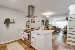 Photo #3: 250027172 Listing