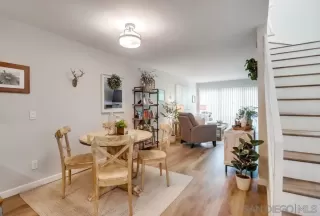 Photo #4: 250027172 Listing