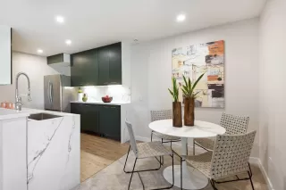 Photo #1: 250027206 Listing