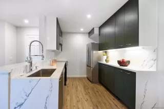 Photo #2: 250027206 Listing