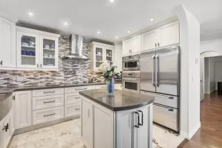 Photo #6: 250027215 Listing