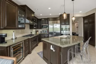 Photo #5: 250027216 Listing 