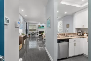 Photo #1: 250027249 Listing