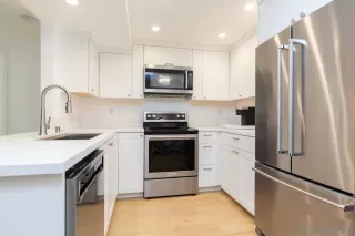 Photo #2: 250027251 Listing