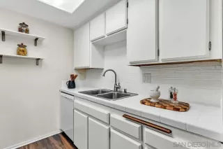 Photo #2: 250027262 Listing 