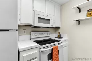 Photo #3: 250027262 Listing 