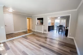 Photo #1: 250027283 Listing