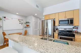 Photo #6: 250027310 Listing