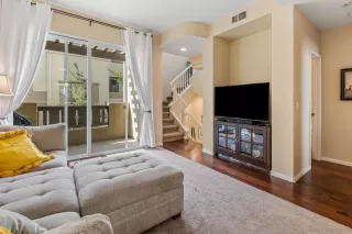 Photo #6: 250027336 Listing