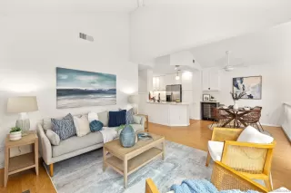 Photo #4: 250027375 Listing