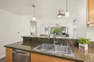 Photo #2: 250027377 Listing 