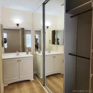 Photo #6: 250027384 Listing