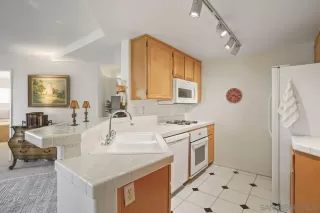 Photo #2: 250027441 Listing