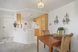 Photo #6: 250027441 Listing