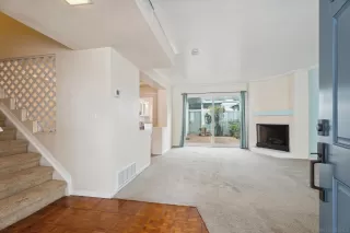 Photo #4: 250027455 Listing