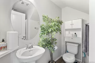 Photo #4: 250027460 Listing