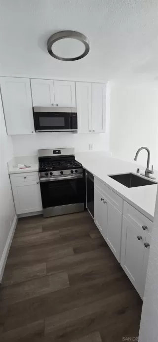 Photo #5: 250027488 Listing